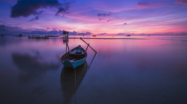 夜明け前の出港